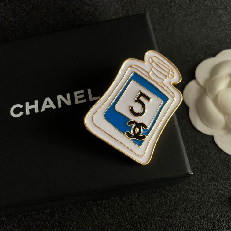 Chanel Brooch 12lyh69